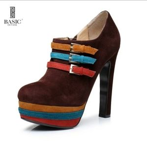 Basic Editions Suede Platform Boots